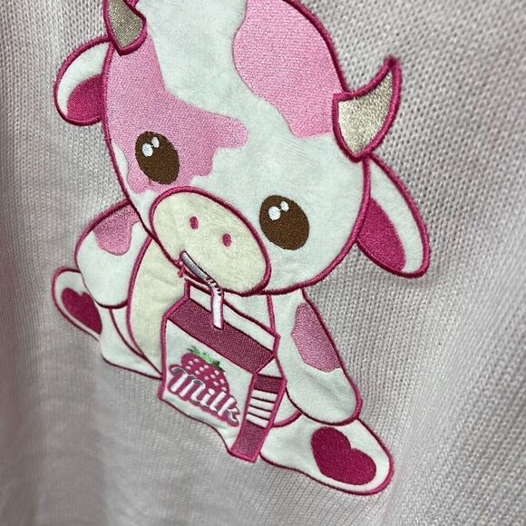Hot Topic Strawberry Milk Cow Turtleneck Sweater Pink Medium Nwot - Picture 3 of 7